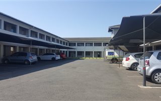 2 Bedroom Apartment in Veld En Vlei