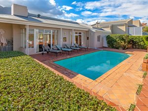 3 Bed House in Erinvale Estate