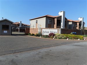2 Bed Townhouse in Pomona