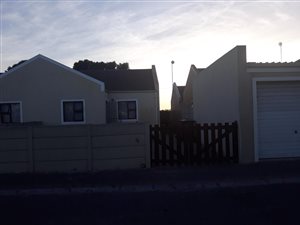 2 Bed House in Weltevreden Valley