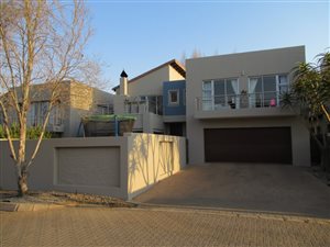 3 Bed House in Six Fountains Estate