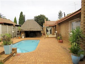 4 Bed House in Vanderbijlpark SE3