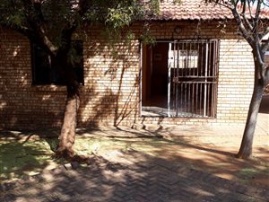 2 Bed Townhouse in Witpoortjie