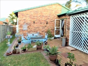 2 Bed Simplex in Florida Glen
