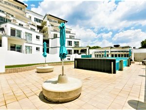 2 Bed Apartment in Riviera