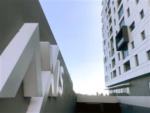2 Bed Apartment in Century City