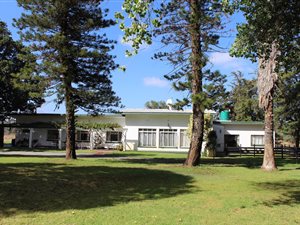 6.9 ha Farm in Worcester and surrounds