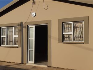 4 Bed House in Orient Hills