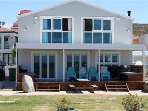 4 Bed House in St Helena Bay