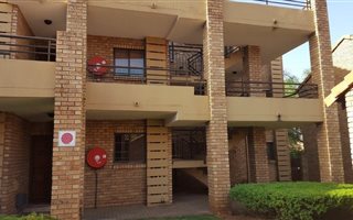 2 Bedroom Townhouse in Eco Park
