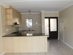 2 Bed Apartment in Klein Welgevonden