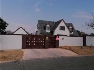 7 Bed House in Johannesburg Central and CBD