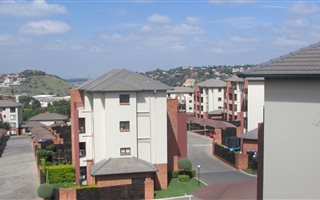 2 Bedroom Townhouse in Oakdene