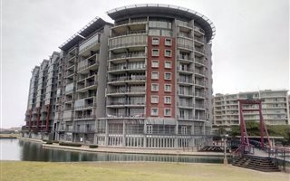 Office space in Point Waterfront