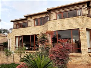 4 Bed Townhouse in Chancliff Ridge
