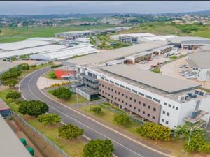 1971 m² Office Space in Riverhorse Valley