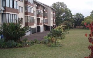 2 Bedroom Flat in Pelham