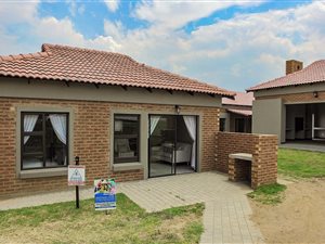 2 Bed Apartment in Trichardt