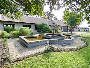5 Bed House in Klein Zevenwacht