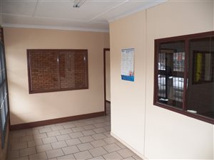 161 m² Land available in Alton
