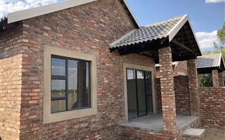 2 Bedroom Cluster in Miederpark
