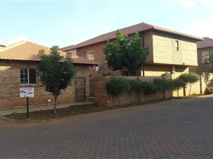 3 Bed Townhouse in Tijger Valley and surrounds