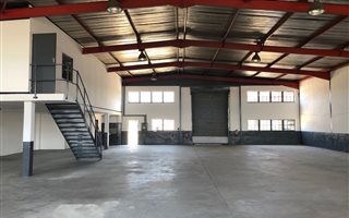 566.72998046875 m² Industrial space in Primrose
