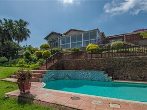 4 Bed House in Dawncliffe