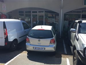 98 m² Retail Space in Durban North