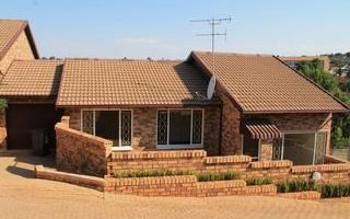 3 Bedroom Townhouse in Rangeview
