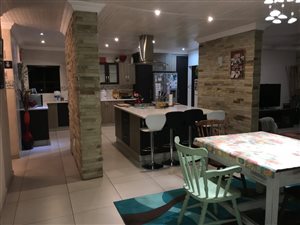 4 Bed House in Sunward Park