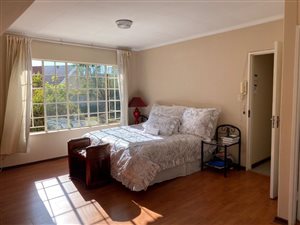 3 Bed House in Country View