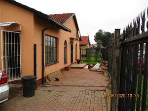 4 Bed House in Actonville