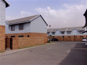 1 Bed Simplex in Blue Hills