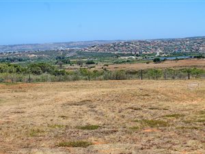 748 m² Land available in Monte Christo