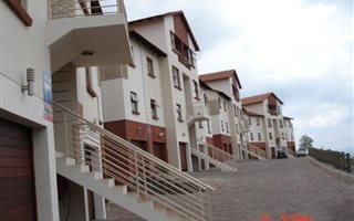 3 Bedroom Townhouse in Azaleapark