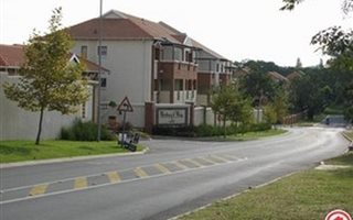 1 Bedroom Apartment in Paulshof
