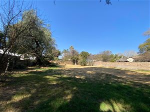1200 m² Land available in Oaklands