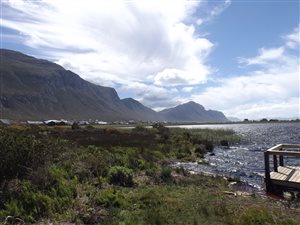 880 m² Land available in Bettys Bay