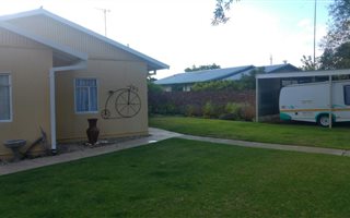 3 Bedroom House in Vanderkloof