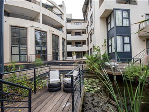 3 Bed Apartment in Somerset West Central