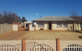 Randfontein: Property And Houses For Sale 