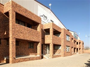 1700 m² Commercial space in Gosforth Park