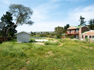 700 m² Land available in Groenvallei