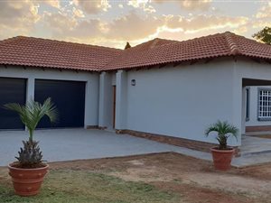3 Bed House in Willow Park Manor