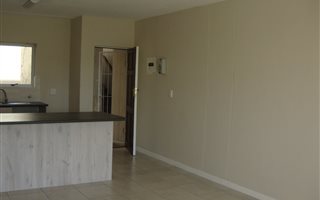 2 Bedroom Apartment in Parklands