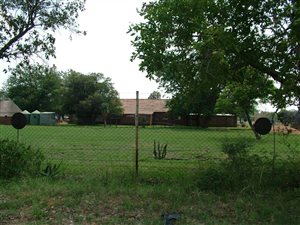 8.6 ha Farm in Grootvlei