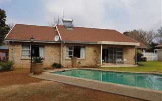 3 Bedroom House in Park West