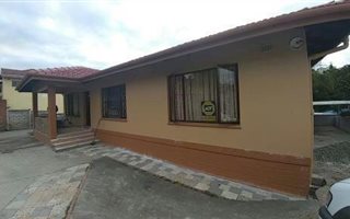 3 Bedroom House in Umhlatuzana