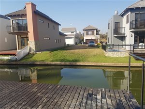 3 Bed House in The Islands Estate